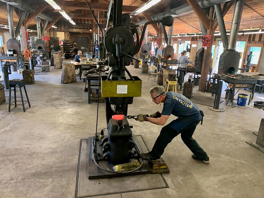 Stephen Yusko forging in the Hart Moore Blacksmithing Studio (2019)